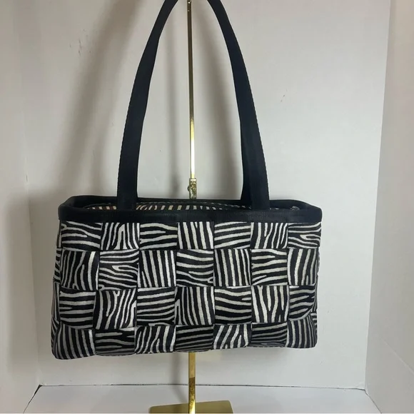 Harvey’s original seatbelt bag Zebra print tote. Pre-owned. - Picture 1 of 16